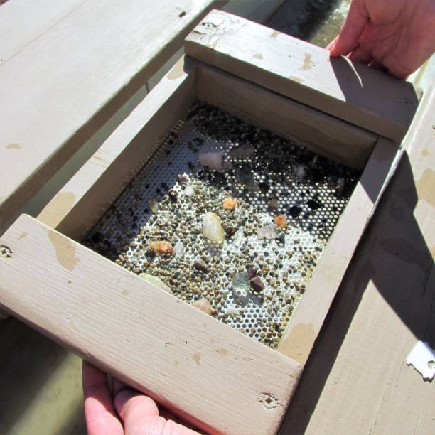 XXX縣石英砂生產線建設項目可行性研究報告