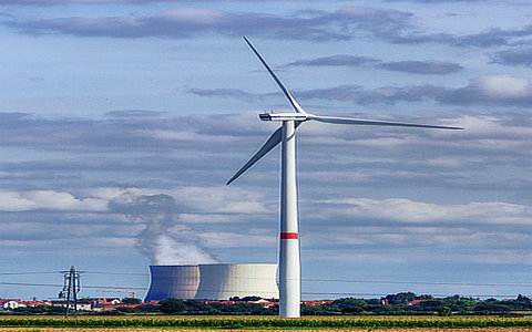 新疆阿克蘇：新能源項(xiàng)目發(fā)電量全部由新增負(fù)荷項(xiàng)目消納