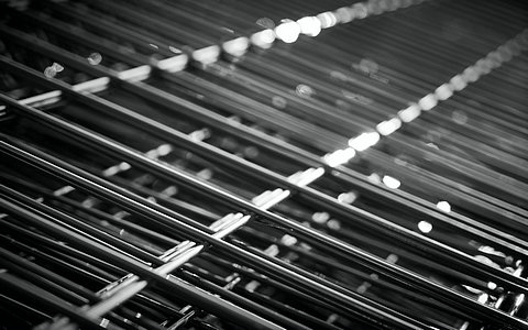 美國鋁業(yè)Q4營收同比增長34%，同比扭虧為盈